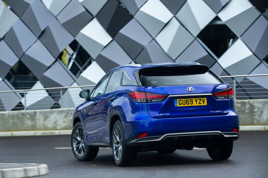  Lexus RX450h F-Sport 2019 года  (UK) (фото 27 из 40)